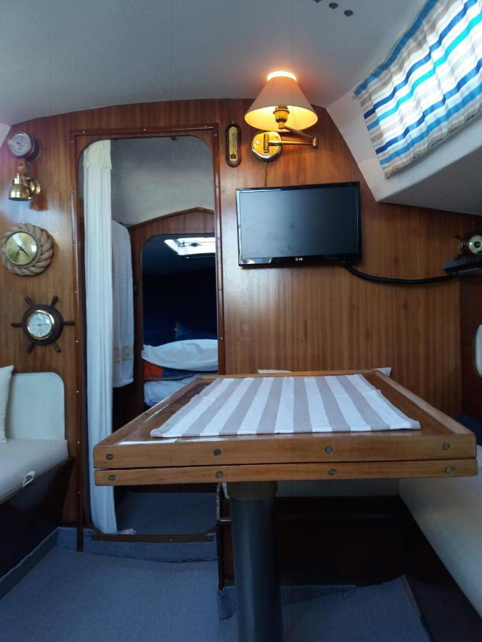 Botel New Wave 